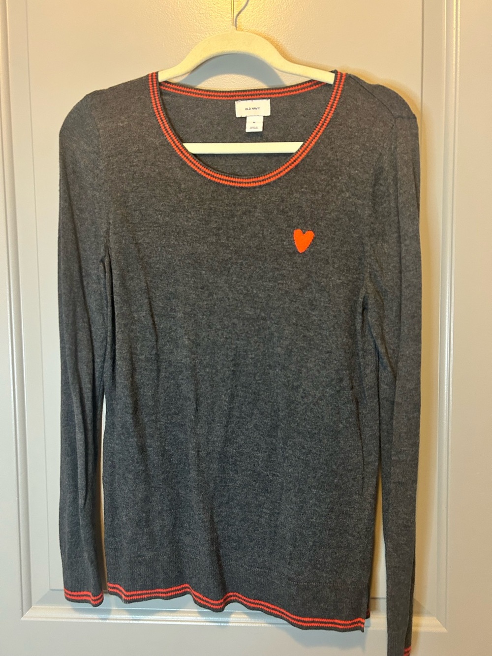 Old Navy Y2K Charcoal Gray Long Sleeve Sweater with red Trim and Heart